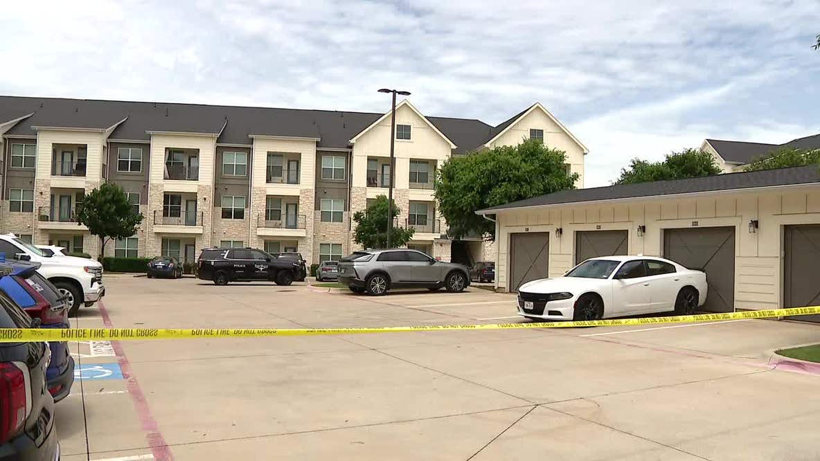 Police officers involved in shooting at Fort Worth apartment complex
