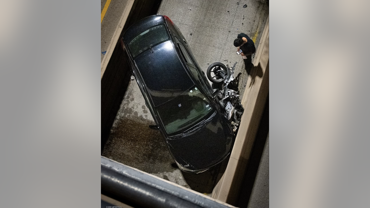 Dallas crash: Motorcyclist killed after hitting HOV wall, being struck by car
