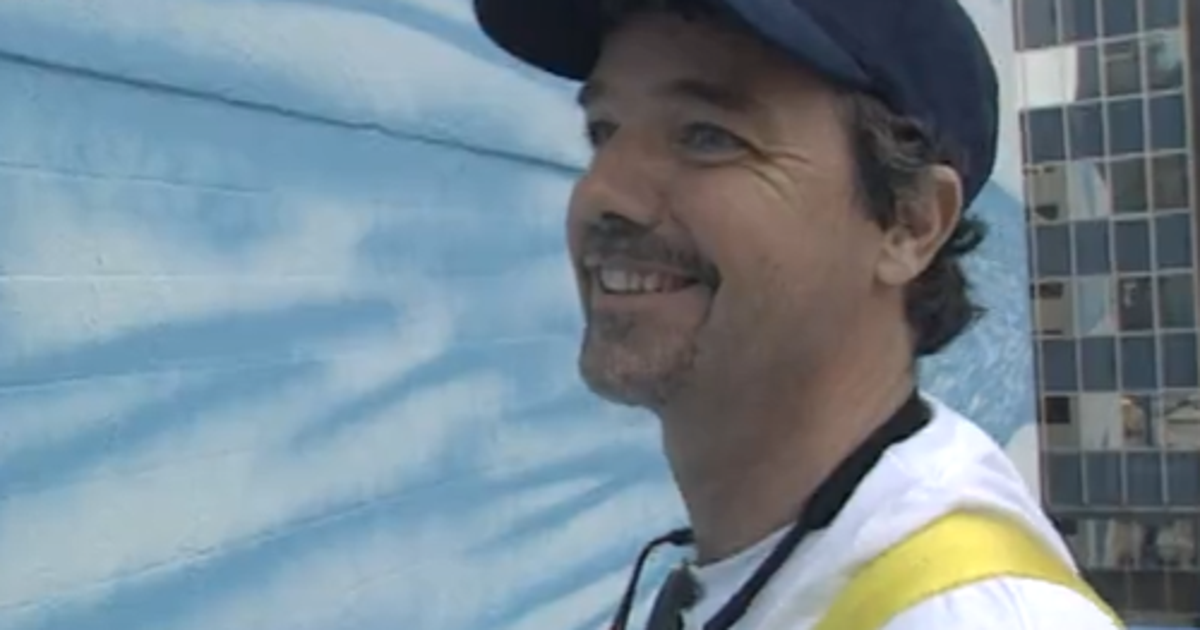 'That's a lie': Artist Wyland says Dallas, FIFA didn't ask before painting over Whaling Wall