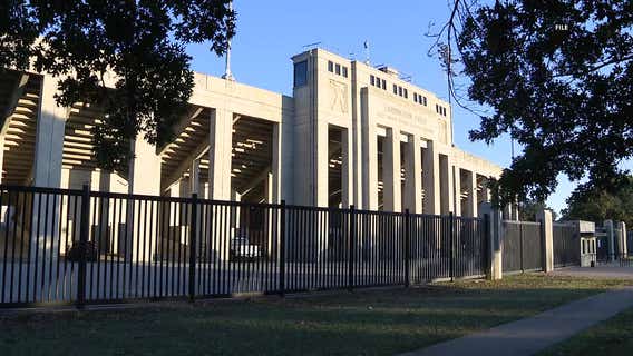 Fort Worth ISD deciding on the future of Farrington Field