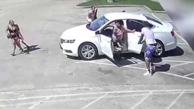 VIDEO: Texas father shoots carjacker attempting to steal vehicle with family inside