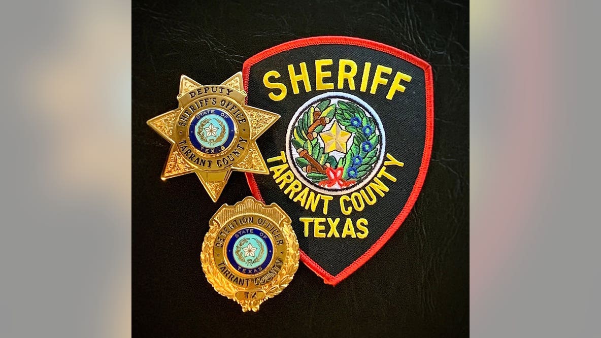Tarrant County deputies investigating deadly Tuesday morning SUV crash
