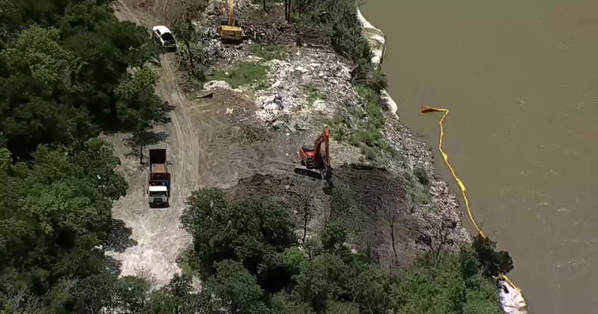Dallas begins cleanup at Trinity River illegal dump site