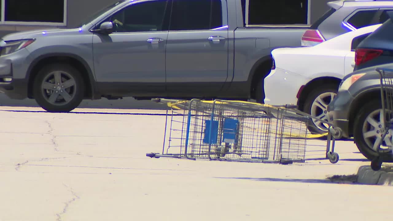 Fort Worth Walmart parking lot stabbing leaves 1 hospitalized
