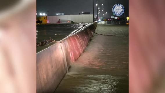 Flash flooding strands drivers on I-35 in Waco