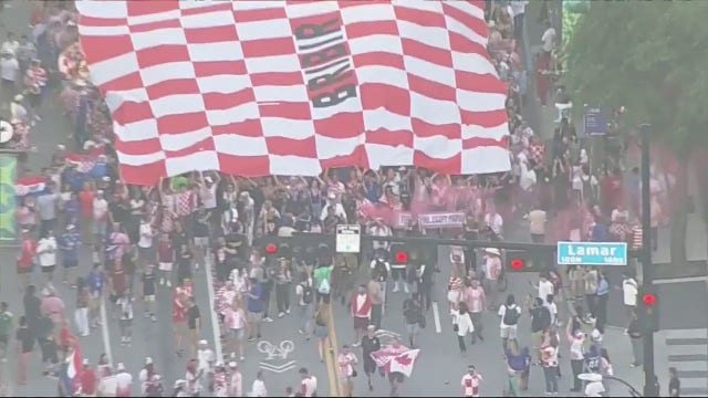 Croatia fans take over Texas for Downtown Dallas parade ahead of World Cup match
