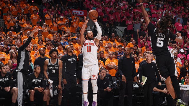 2026 NBA Finals: Knicks erase double-digit road deficit in Game 1 win over Spurs