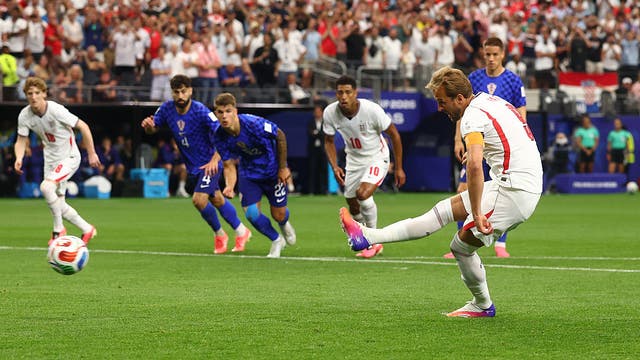 LIVE | England defeats Croatia in World Cup match at Dallas Stadium