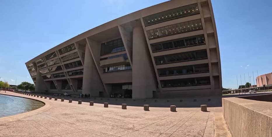 Dallas City Council takes first steps towards leaving Dallas City Hall
