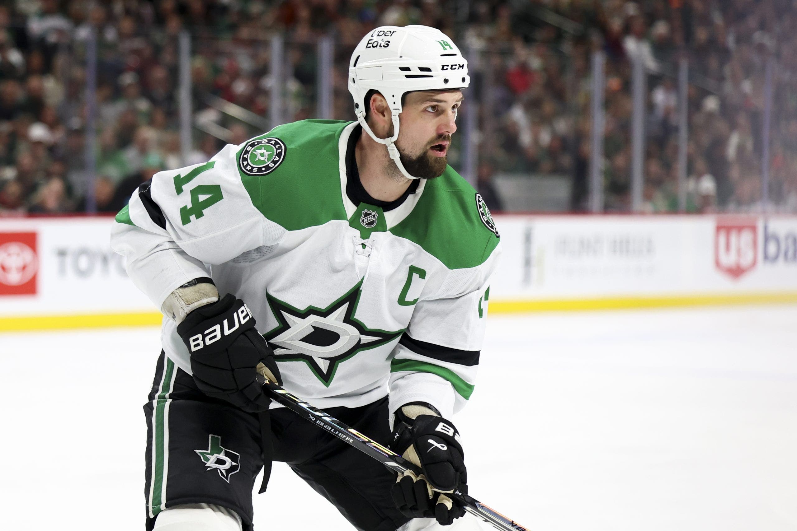 Dallas Stars re-sign Jamie Benn to 1-year deal
