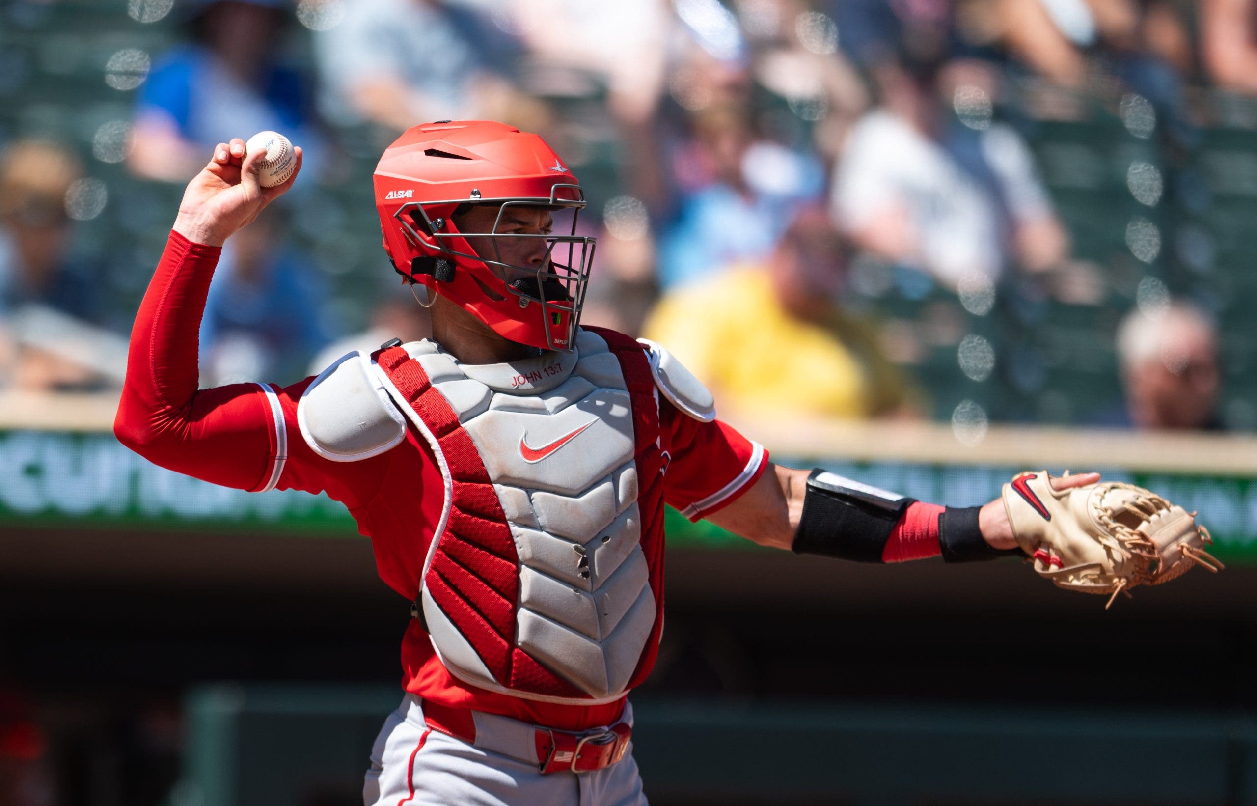 Rangers acquire catcher, relief pitcher from Angels