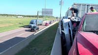 Off-duty first responders rescue trapped driver after major Fort Worth crash