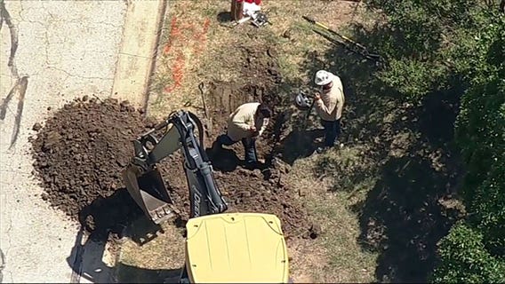 Gas leak in Arlington prompts police warning to avoid area