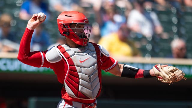 Rangers acquire catcher, relief pitcher from Angels