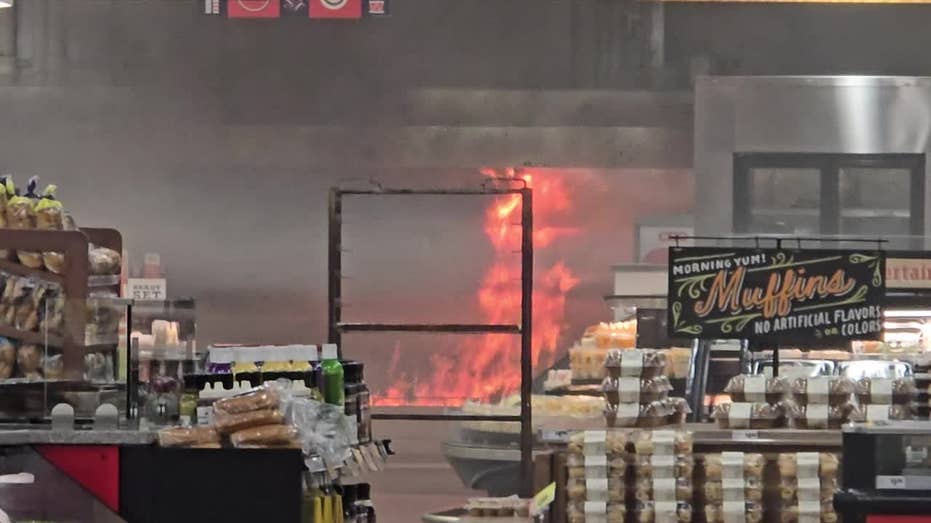 Fort Worth H-E-B to remain closed Friday after fire in meat case
