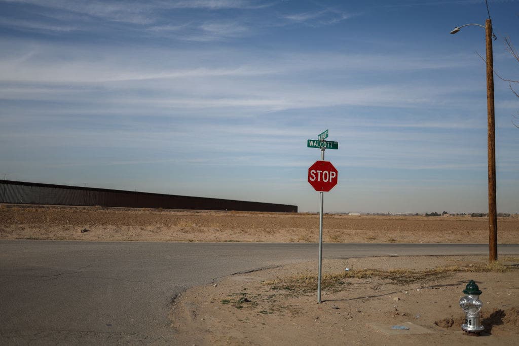Federal government to sell Texas warehouses once planned as ICE detention centers