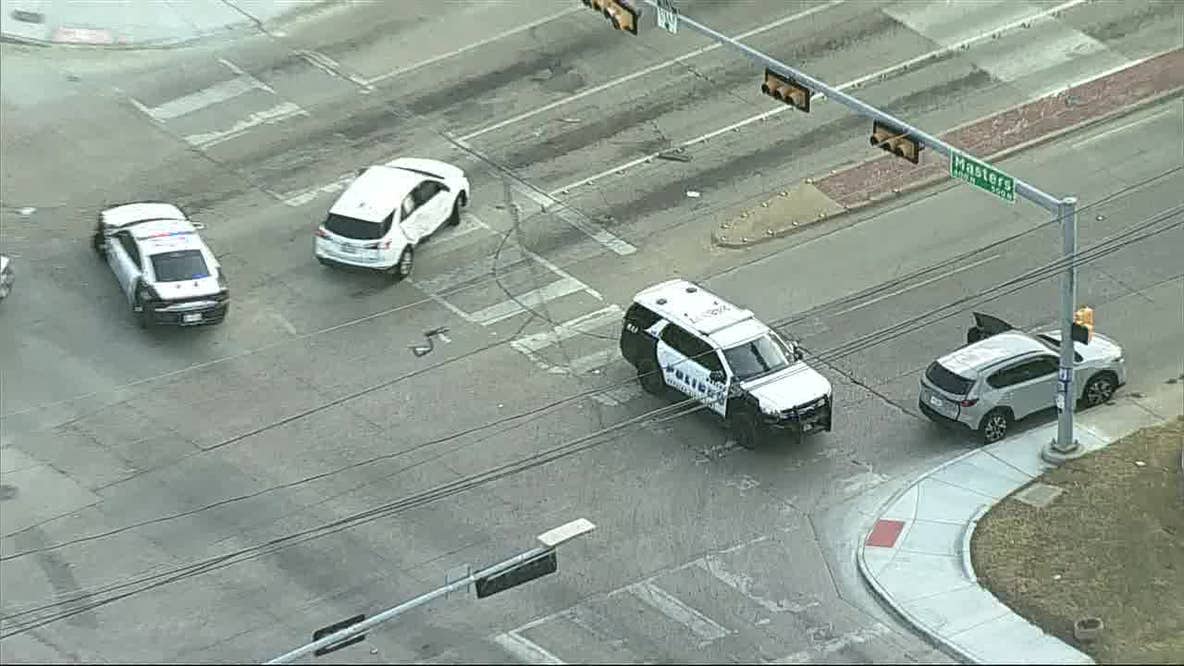 Dallas crash involving fleeing suspect critically injures child