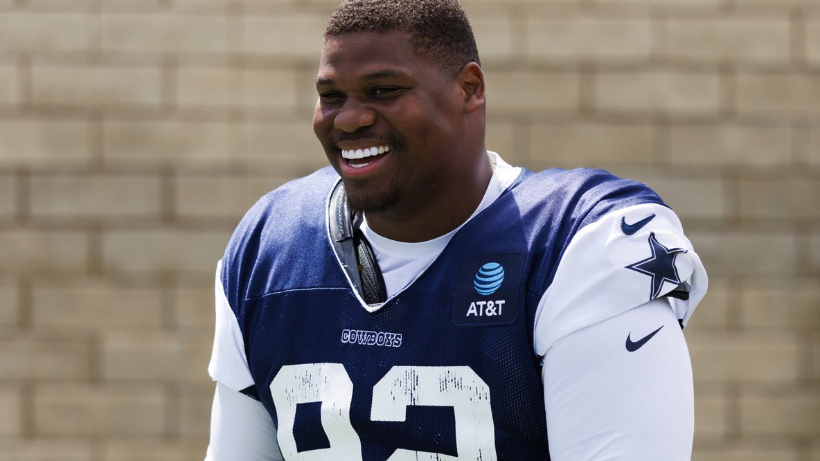 Dallas Cowboys sign DT Quinnen Williams to 3-year extension: report
