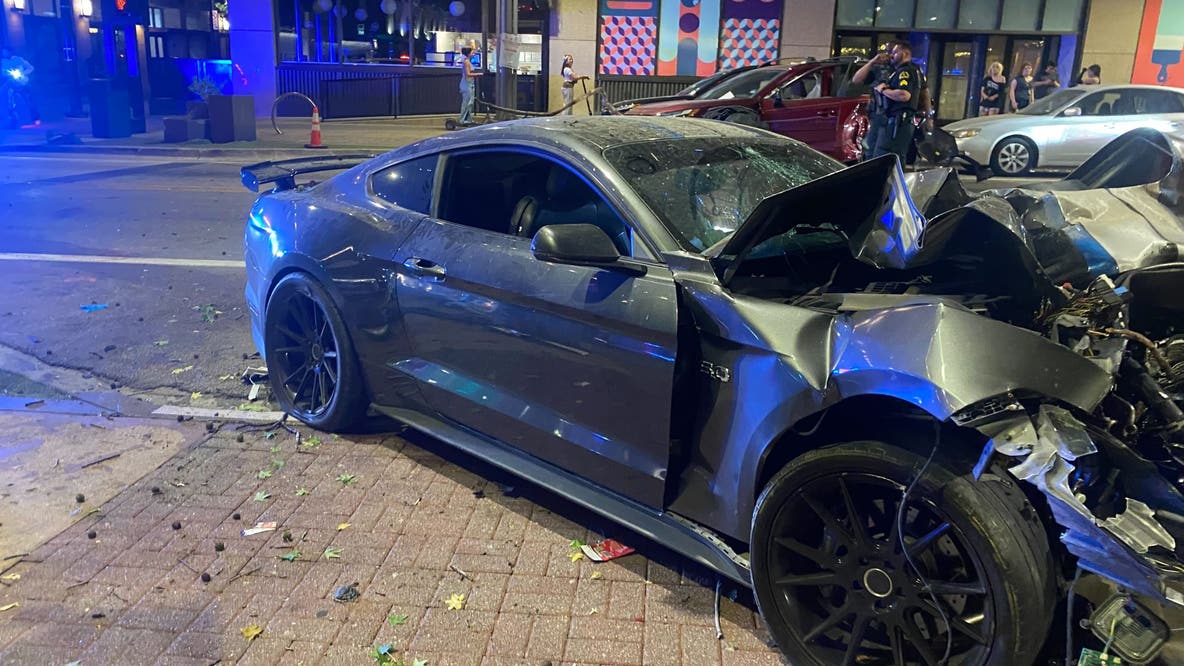 Downtown Dallas crash sends 4 to the hospital