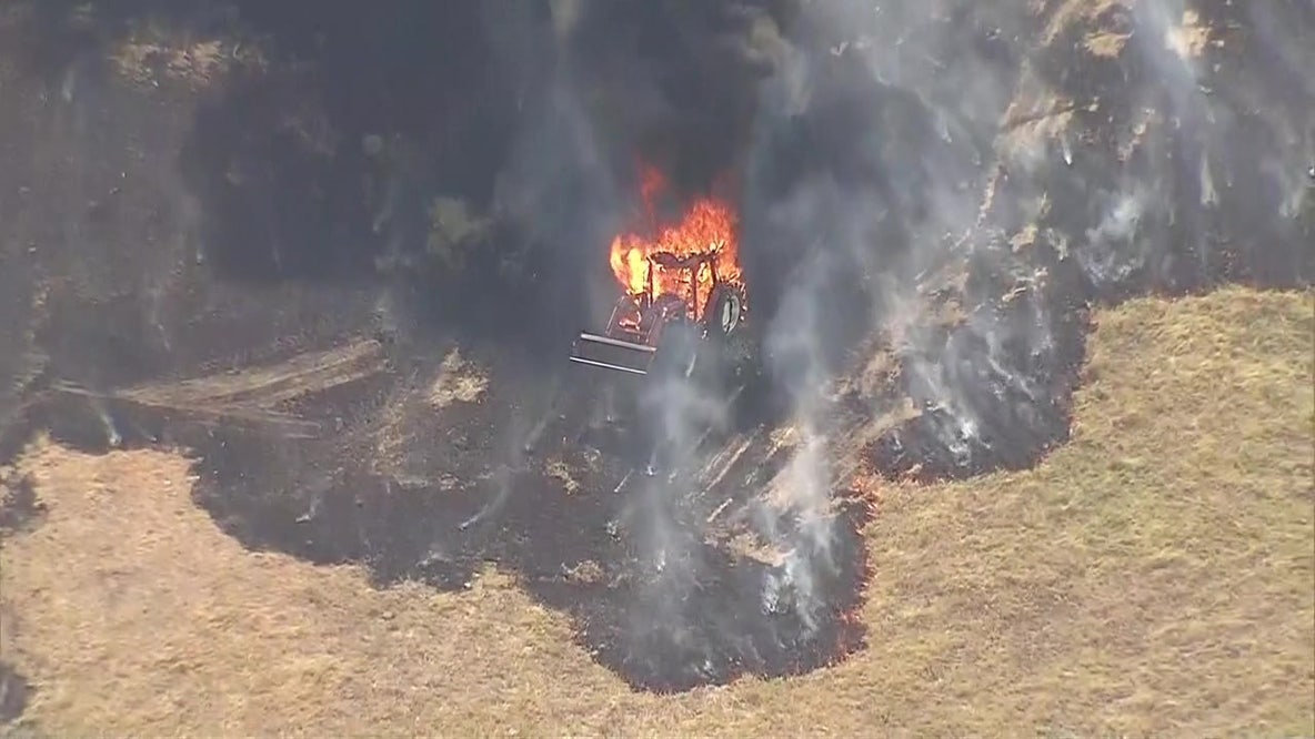 Large grass fire erupts in Van Zandt County
