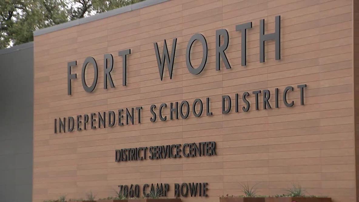 Fort Worth ISD community voices outrage over scripted lessons and staffing shortages