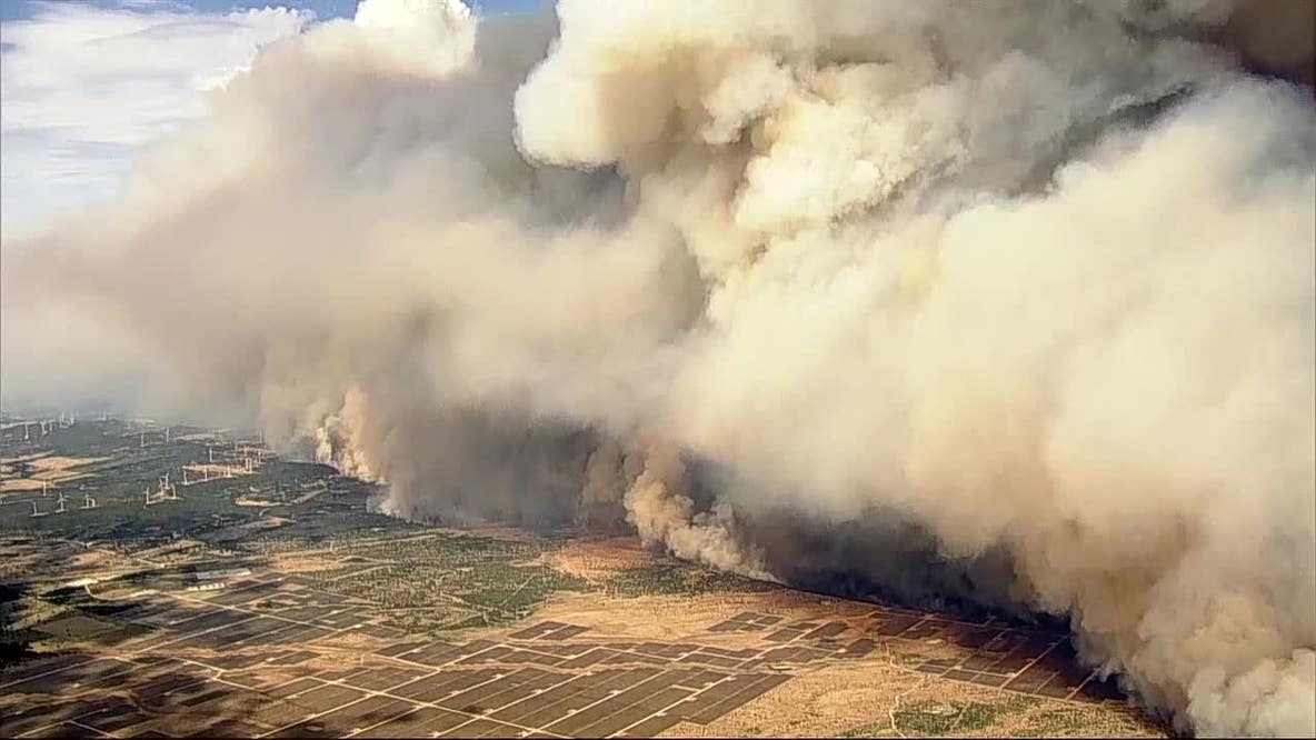 North Texas wildfire burns 80,000 acres, is 12% contained