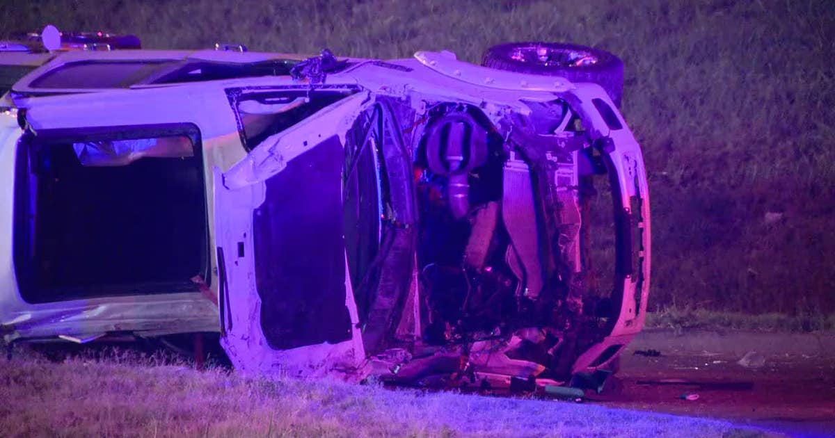 One dead, two injured in suspected DWI rollover crash on Interstate 30