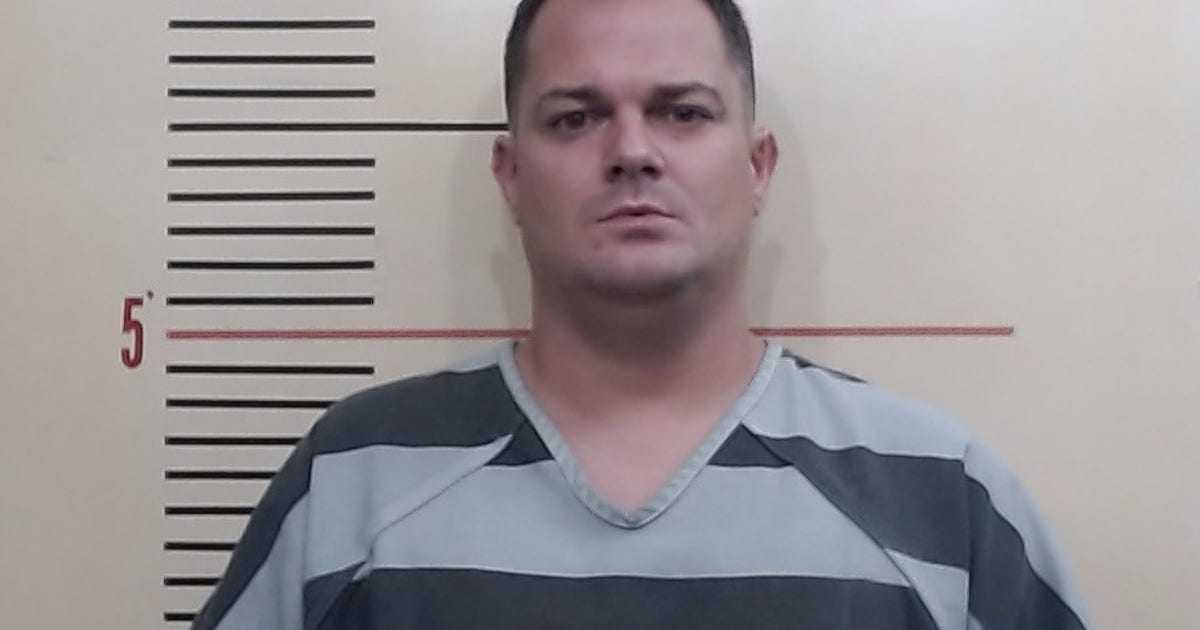 Weatherford ISD math teacher accused of having improper relation with student