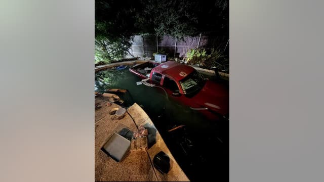 Pickup truck crashes into pool at home in The Colony; driver flees