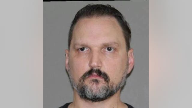 Denton County detention officer arrested for child porn