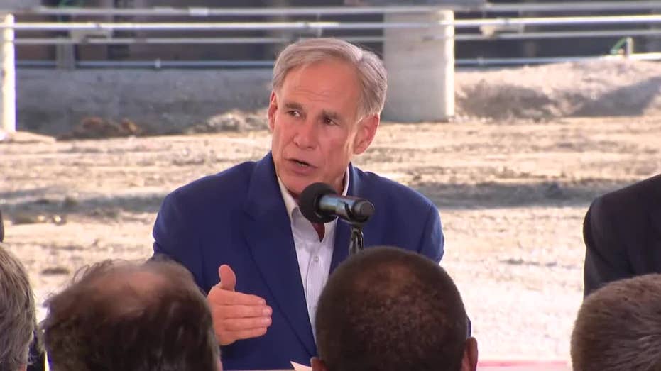 Texas Gov. Abbott defends data center pause after Trump calls policy a ‘mistake’ — FOX 4 Dallas