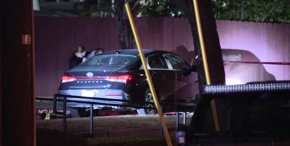 Dallas police investigate fatal shooting of driver after pedestrian struck