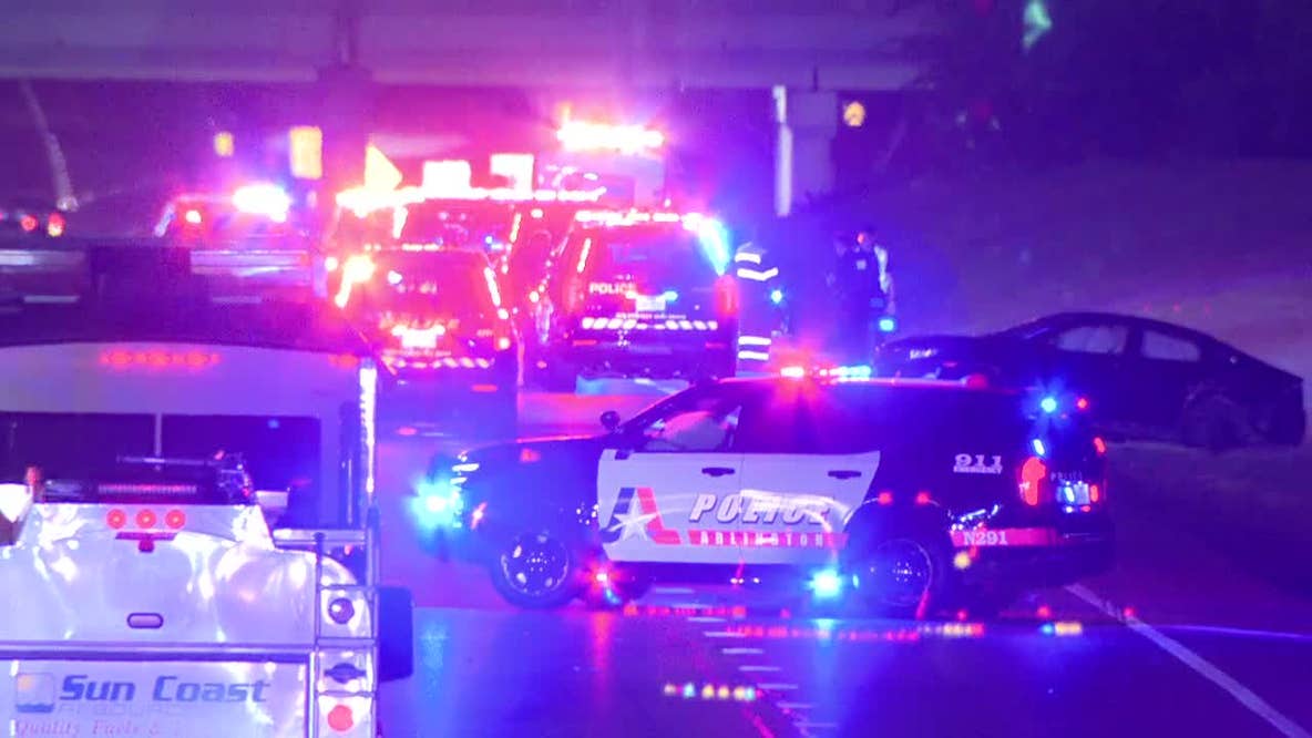 7 hospitalized after Grand Prairie police chase leads to multi-vehicle crash on I-30