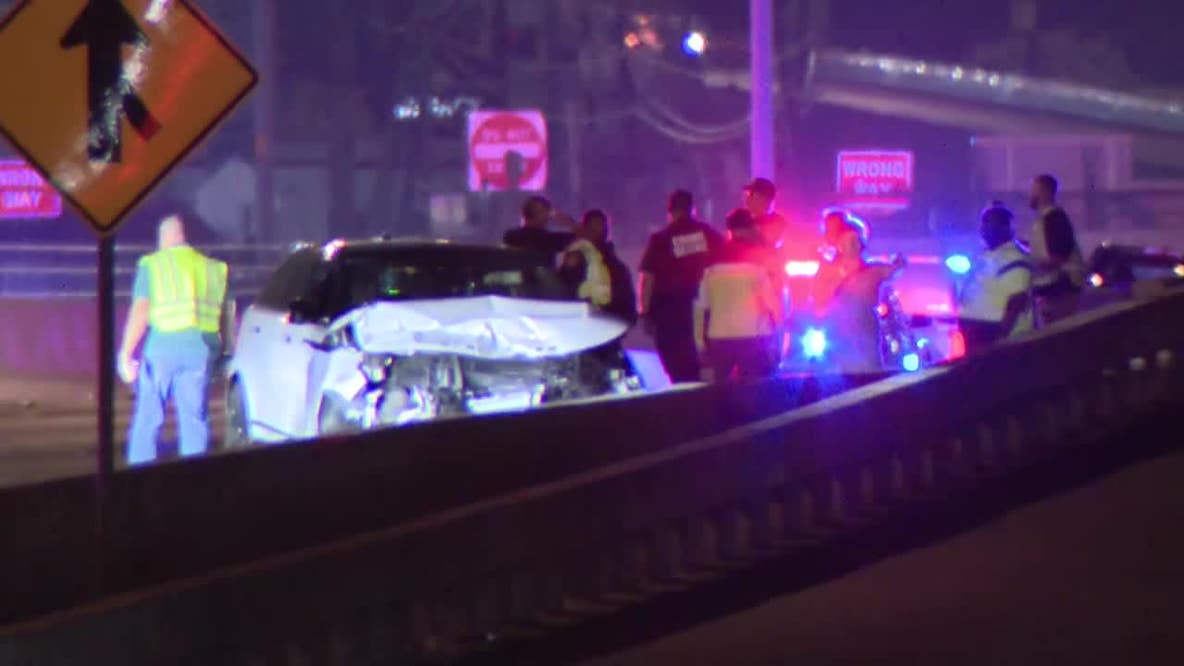 Driver who stopped to help others on I-35W in Fort Worth killed in crash