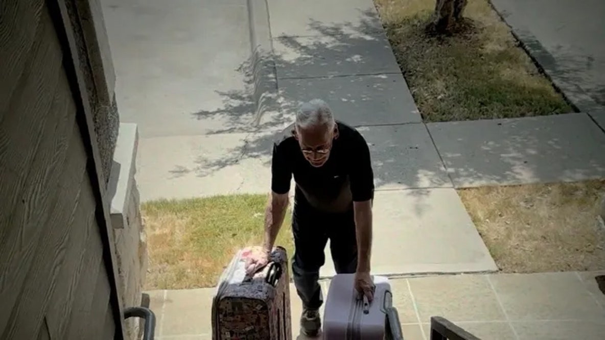 Community rallies around elderly North Texas resident seen delivering lost luggage to support ailing wife