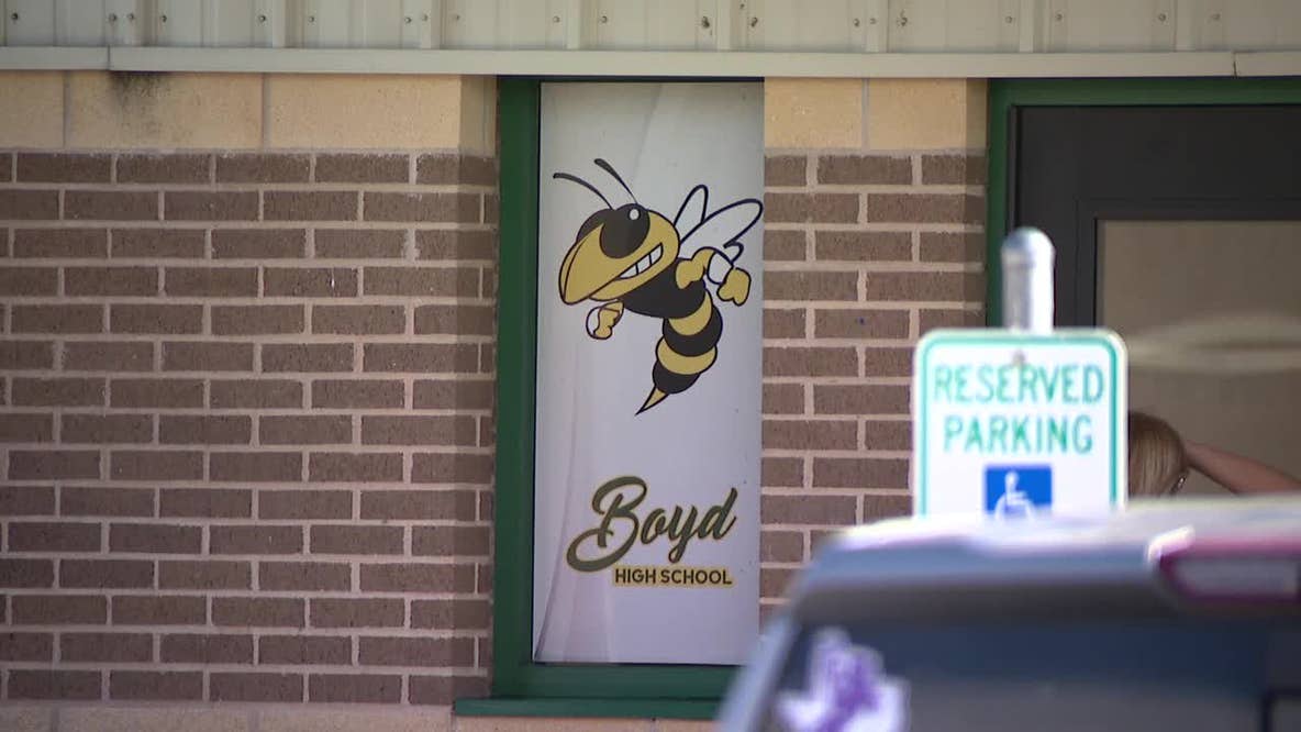 Boyd ISD trying to remove SRO connected to locker room hazing investigation, documents show