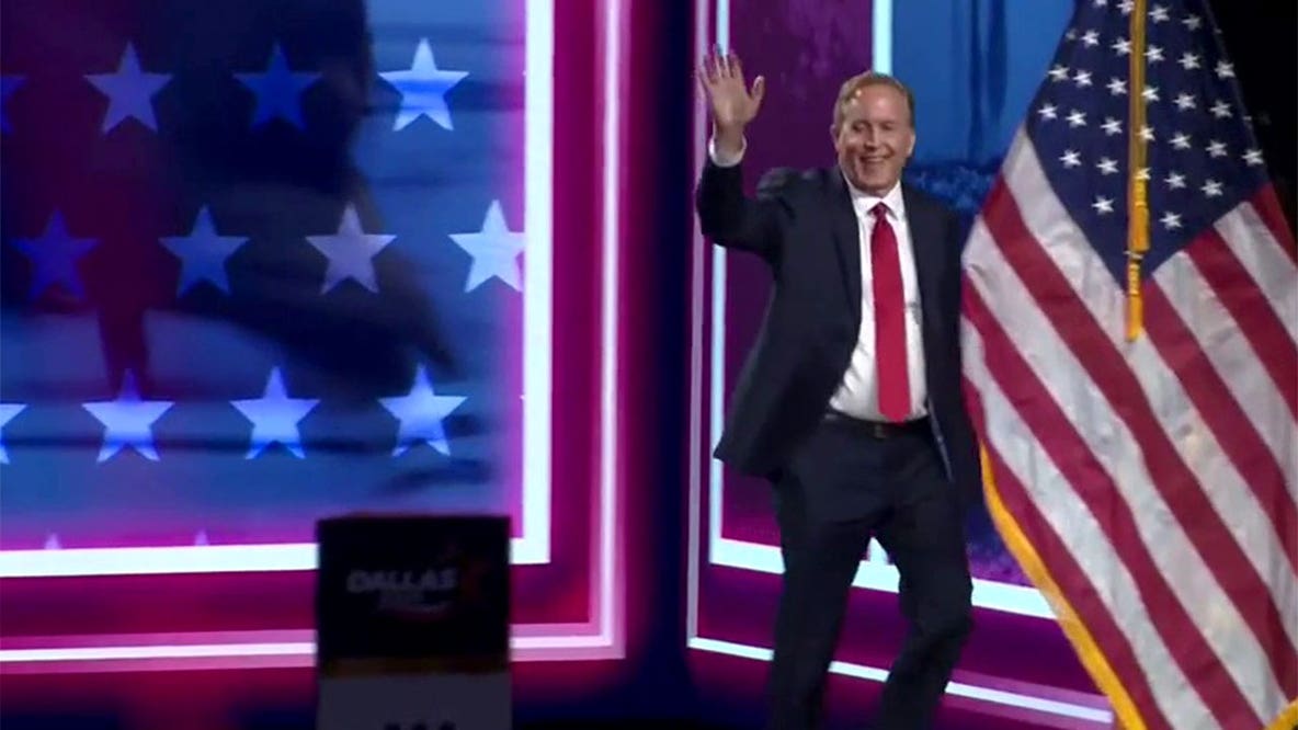 Paxton asks Republicans for prayers, votes at midterm convention
