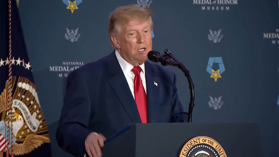 Live updates: Trump speaks in Arlington ahead of 2nd night of Republican midterm convention