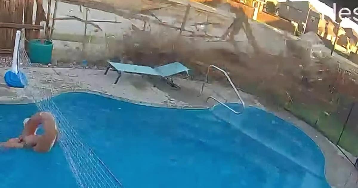 Fort Worth driver narrowly misses kids in family’s backyard