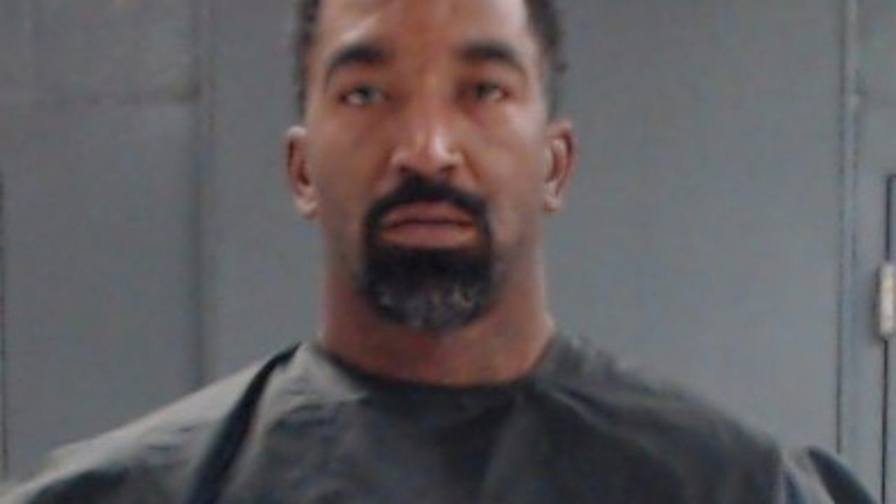 Former NBA player J.R. Smith arrested in North Texas for family violence