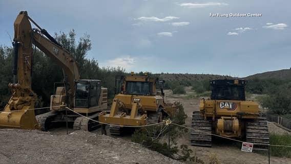 Big Bend border wall opponents campaign for project to end for good