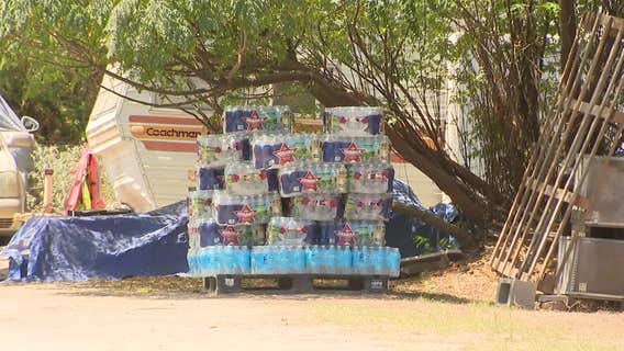 Unincorporated Dallas County community seeks access to running water after grass fire