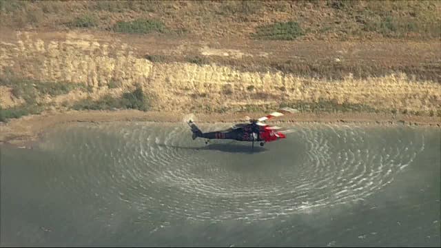 Hydra Fire in North Texas forces evacuations as firefighters work to build containment lines