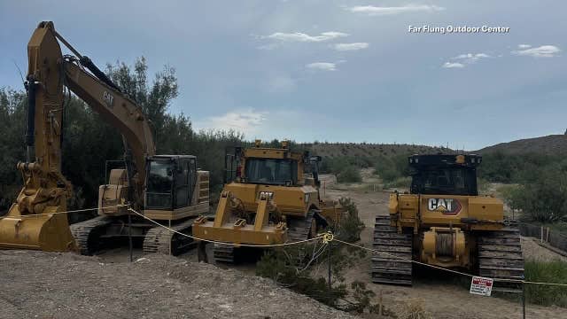 Big Bend border wall opponents campaign for project to end for good