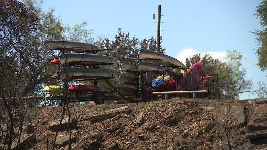 Ross Fire survivors reopen canoe rental business under family’s historic tree — FOX 4 Dallas