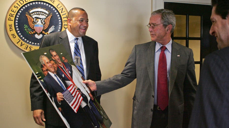 White House photographer recalls documenting Bush on 9/11 — FOX 4 Dallas