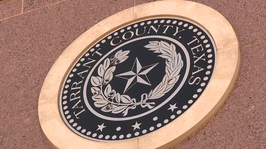 Community reacts to Tarrant County's reduction in polling sites
