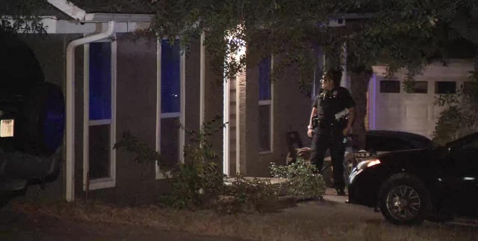 Arlington police shoot, kill man with knife during mental health call