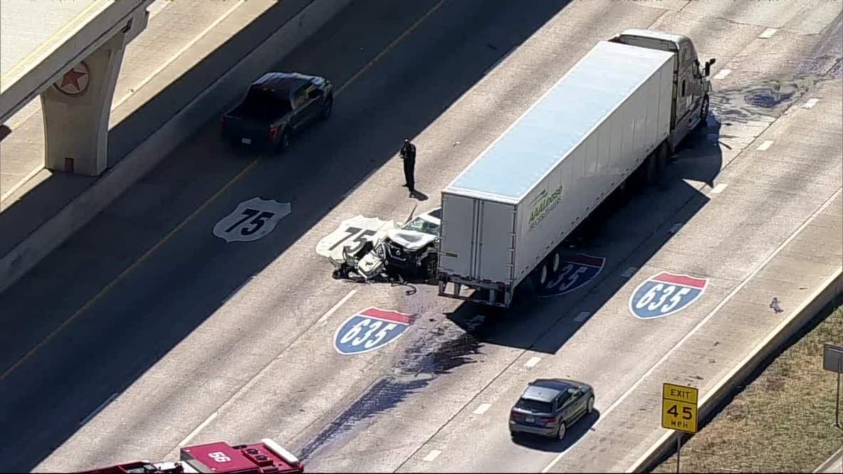1 dead in 18-wheeler crash on Dallas Central Expressway