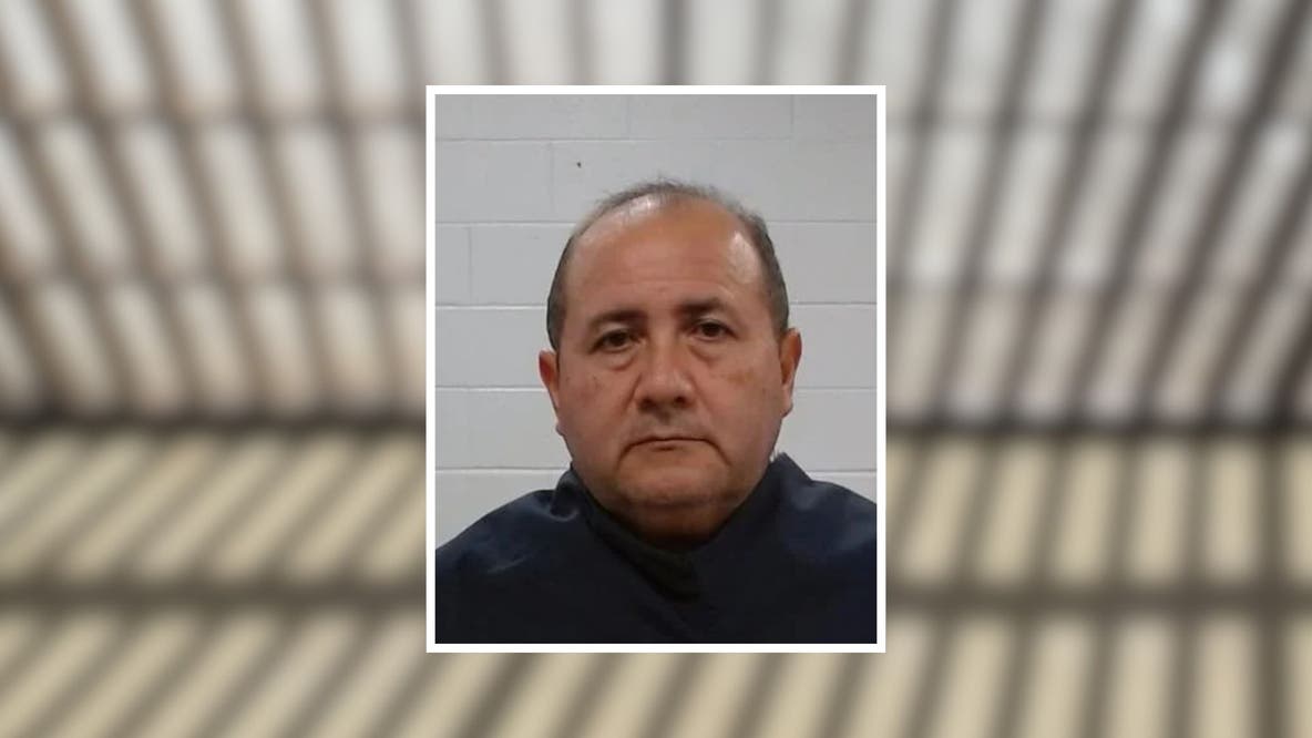 Carrollton man gets 60 years for shooting wife, possessing child pornography